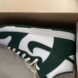 NIKE DUNK HIGH RETRO