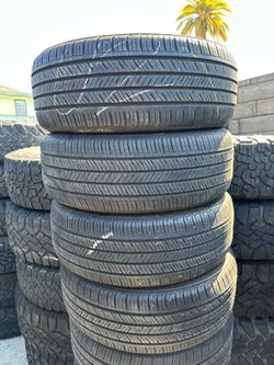 205/55r16 kuhmo tires en excelentes conditiones de Vida las 4