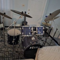 5 Piece TAMA Drumset With Cymbals And Stands