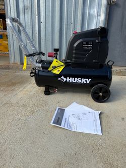 Husky 8 gallon 150 psi air compressor