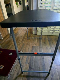 Lifetime 4' adjustable black table