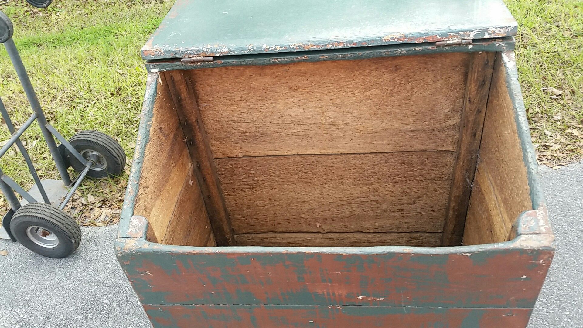 OLD GRAIN BIN