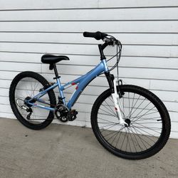 Boys Diamondback Mountain Bike