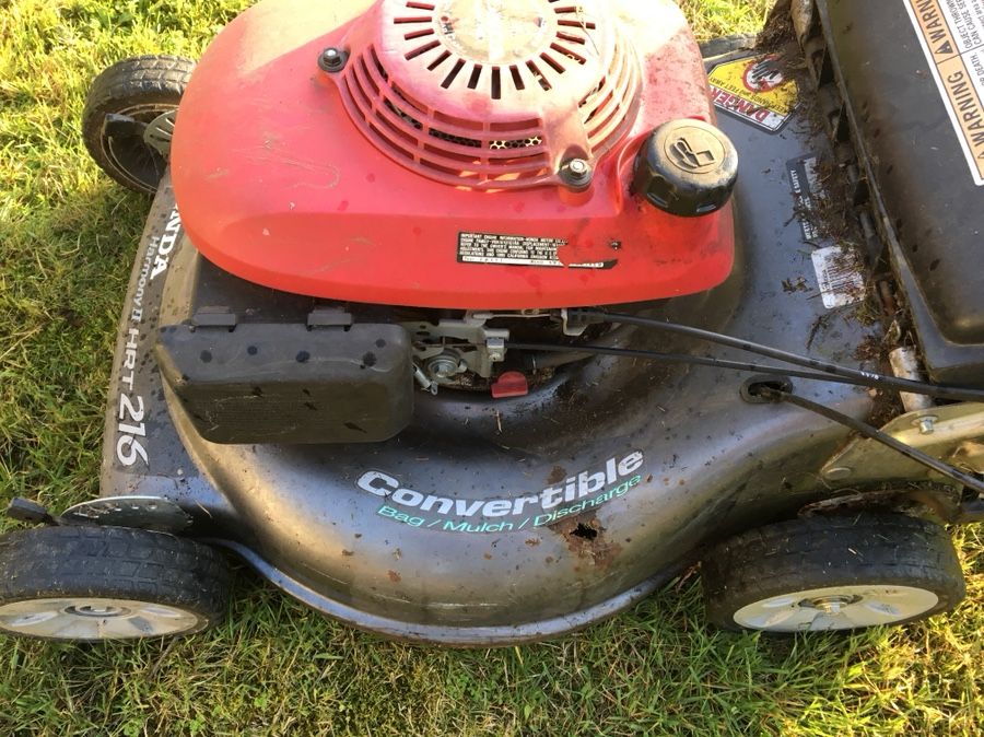 Honda Harmony 2 HRT 216 Lawnmower for Sale in Federal Way, WA OfferUp