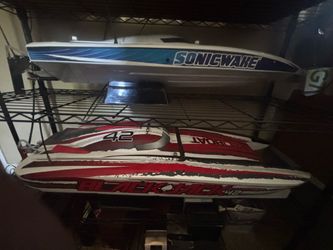 Blackjack 42" 8S Brushless Catamaran  with two batteries