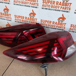 2019 Elantra Outer Driver Tail Light COMPLETE original 2020✅