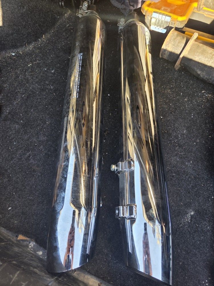 Harley Davidson Muffler Pipes