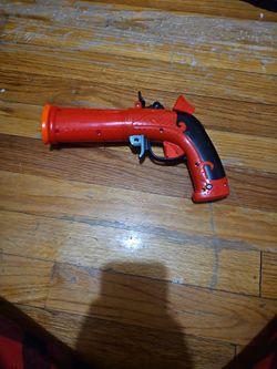 Nerf Fortnite Flint-Knock Dart Blaster