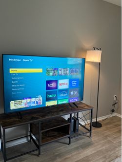 Hisense 58” 4K Roku Smart TV – Excellent Condition