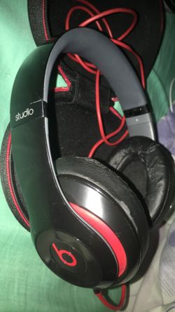 Beats studio 2 wired work perfectly fine there very loud will trade just let me kno wat u have phones)