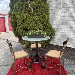 Beautiful Pub Height 5 Piece Dining Room set