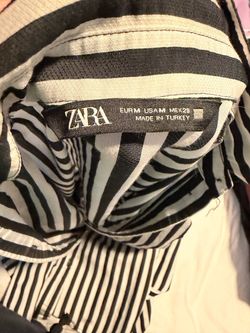 Zara Striped Button Down Size Medium