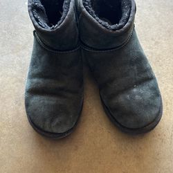 Ladies Short Ugg Boots 