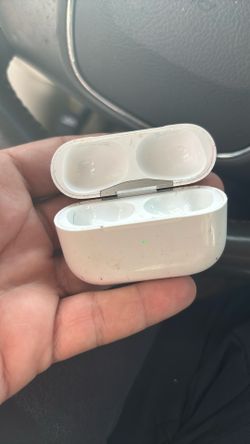 AirPod Pro Charging Case