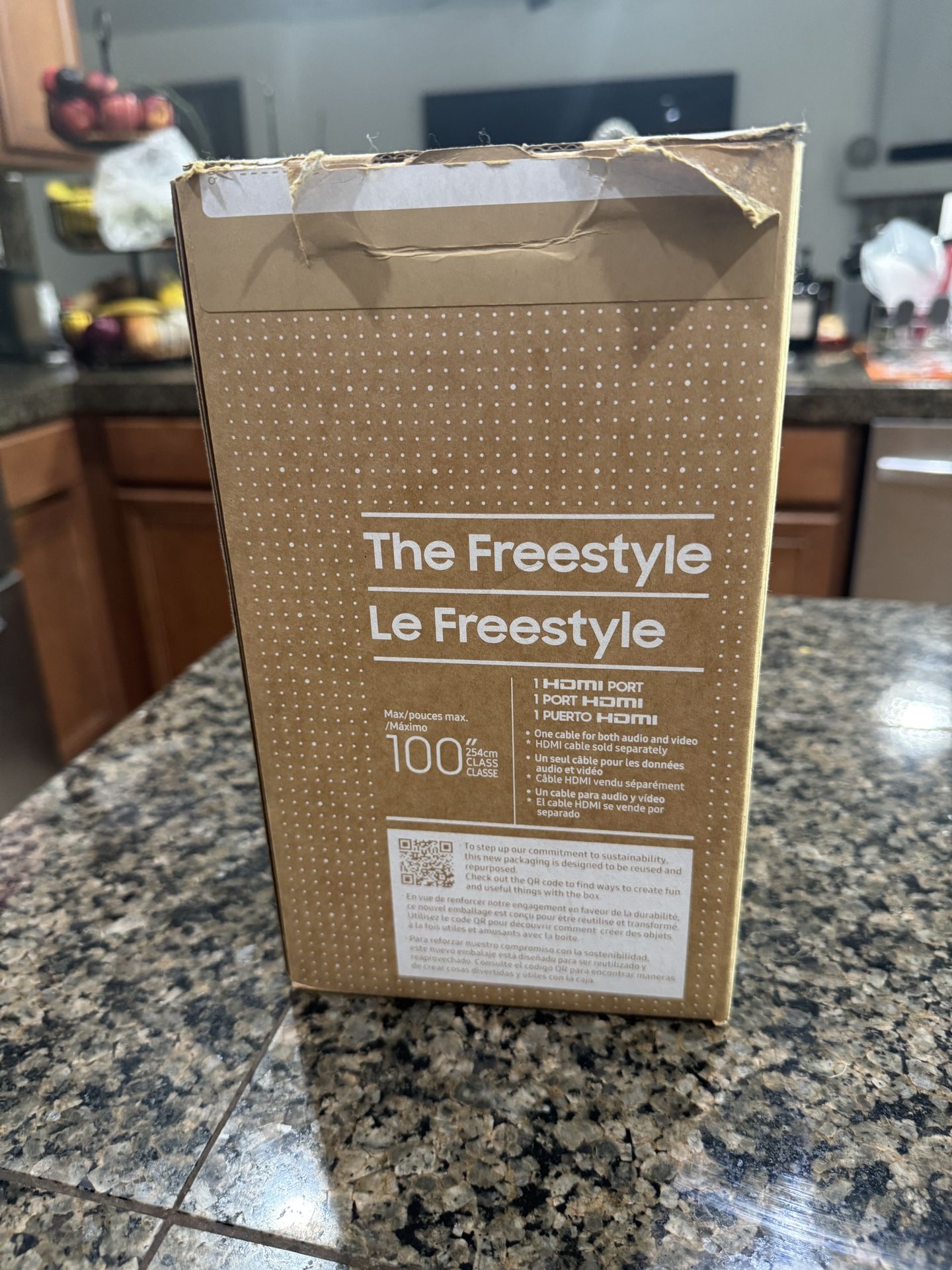 Samsung - The Freestyle 2nd Gen with Gaming Hub FHD HDR Smart Portable Projector - White