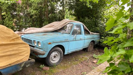 1974 Toyota Hilux;  project