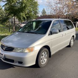 2004 Honda Odyssey  EX