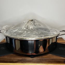 Hybrid Deep Sauté Pan/Chicken Fryer with Lid, 7-Qt Hexclad