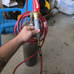 Self Lighting Turbo Torch With Full B Tank