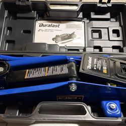 Duralast 2.5 Ton Hydraulic Floor Jack