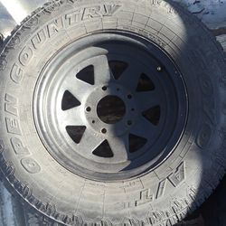 It Fits On A Ford Ranger For Sale The Tires Are 85% Of Thread