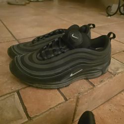 Nike Air Max Size 10