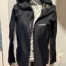 Patagonia Women Size Medium Rain Windbreak Jacket Core Tech Pacilite Tex