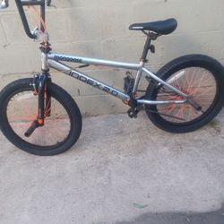 MONGOOSE  Size 20 Frame 12 