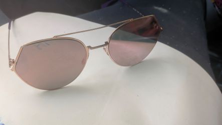 Fendi sunglasses excellent condition