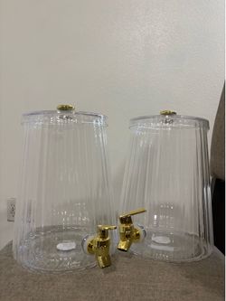 Plastic Beverage Dispenser (2)