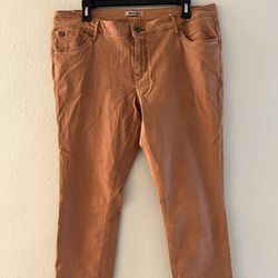 Women’s Cropped Jeans Size 14