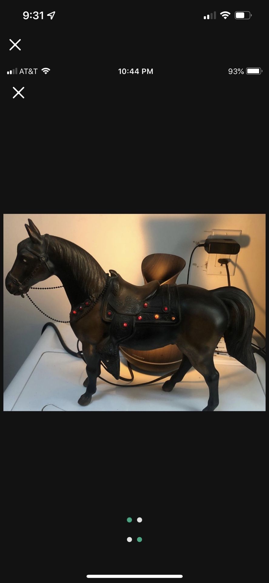 Metal horse ( LAMP) with light up crystals and back light for ambience