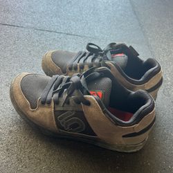 FiveTen MTB Shoes Size 9