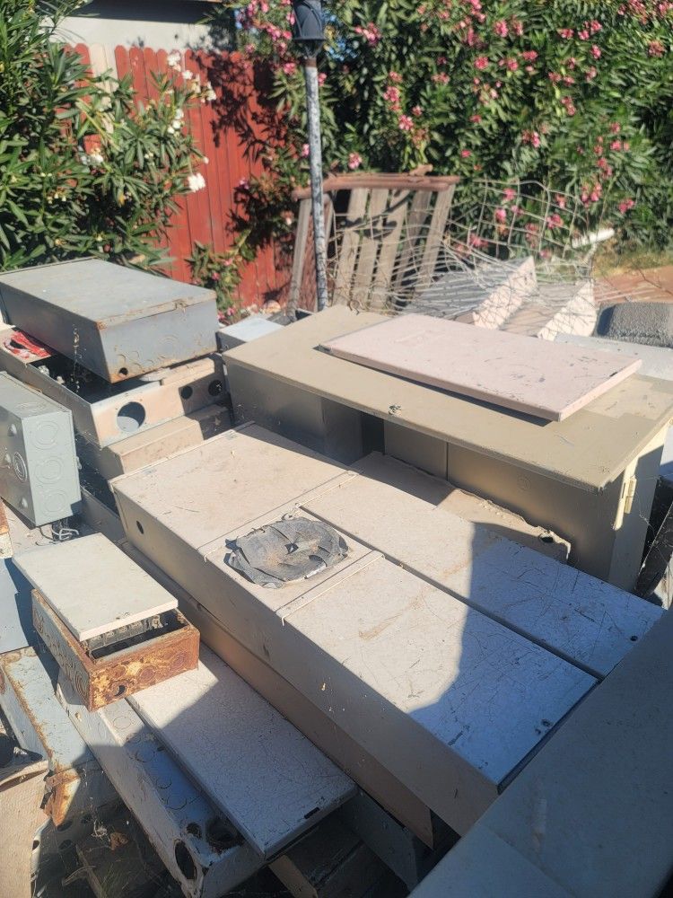 Panel Bone Pile , Parts , Covers , Doors , Dead Front Covers , Meter Parts Price Per Part .