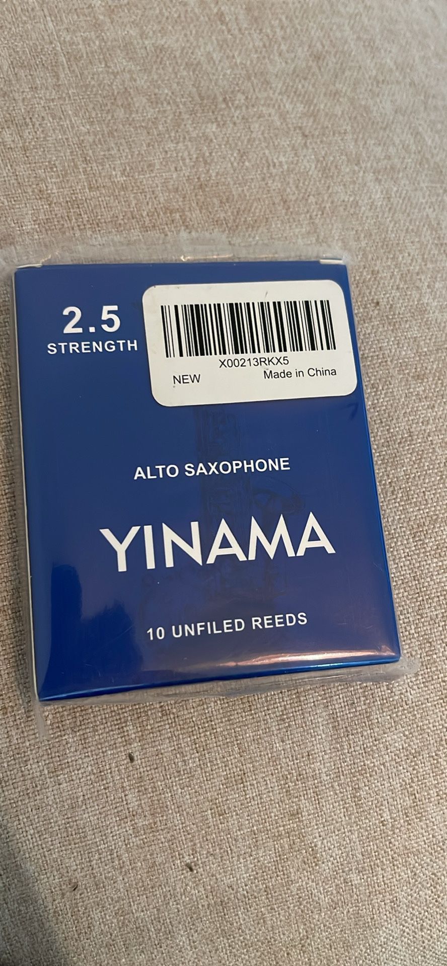 Alto Saxophone Reeds for Alto Sax Strength 2.5; Box of 10