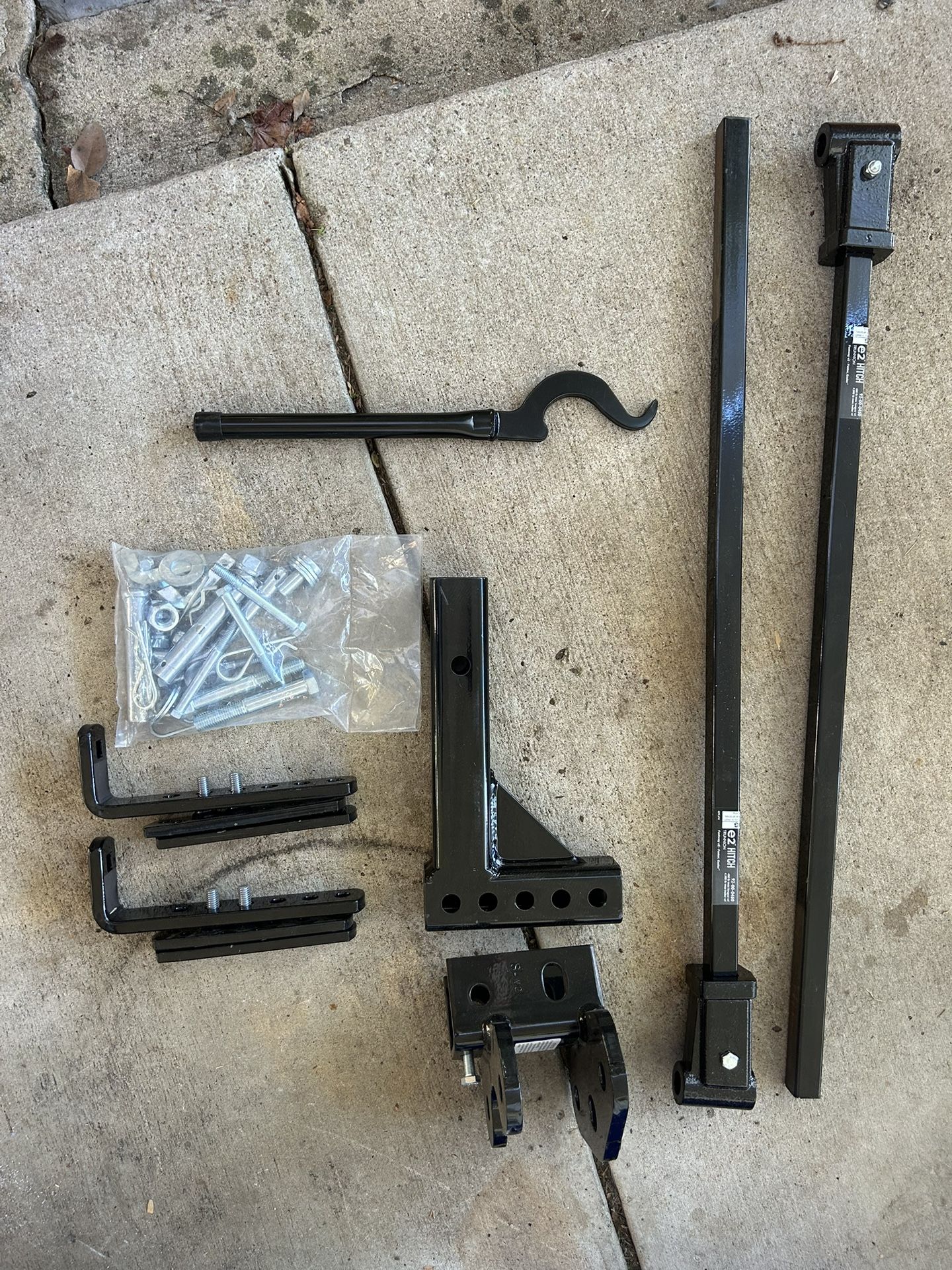 New 4.5k E2 Trunnion Weight Distribution Hitch With Sway Control 