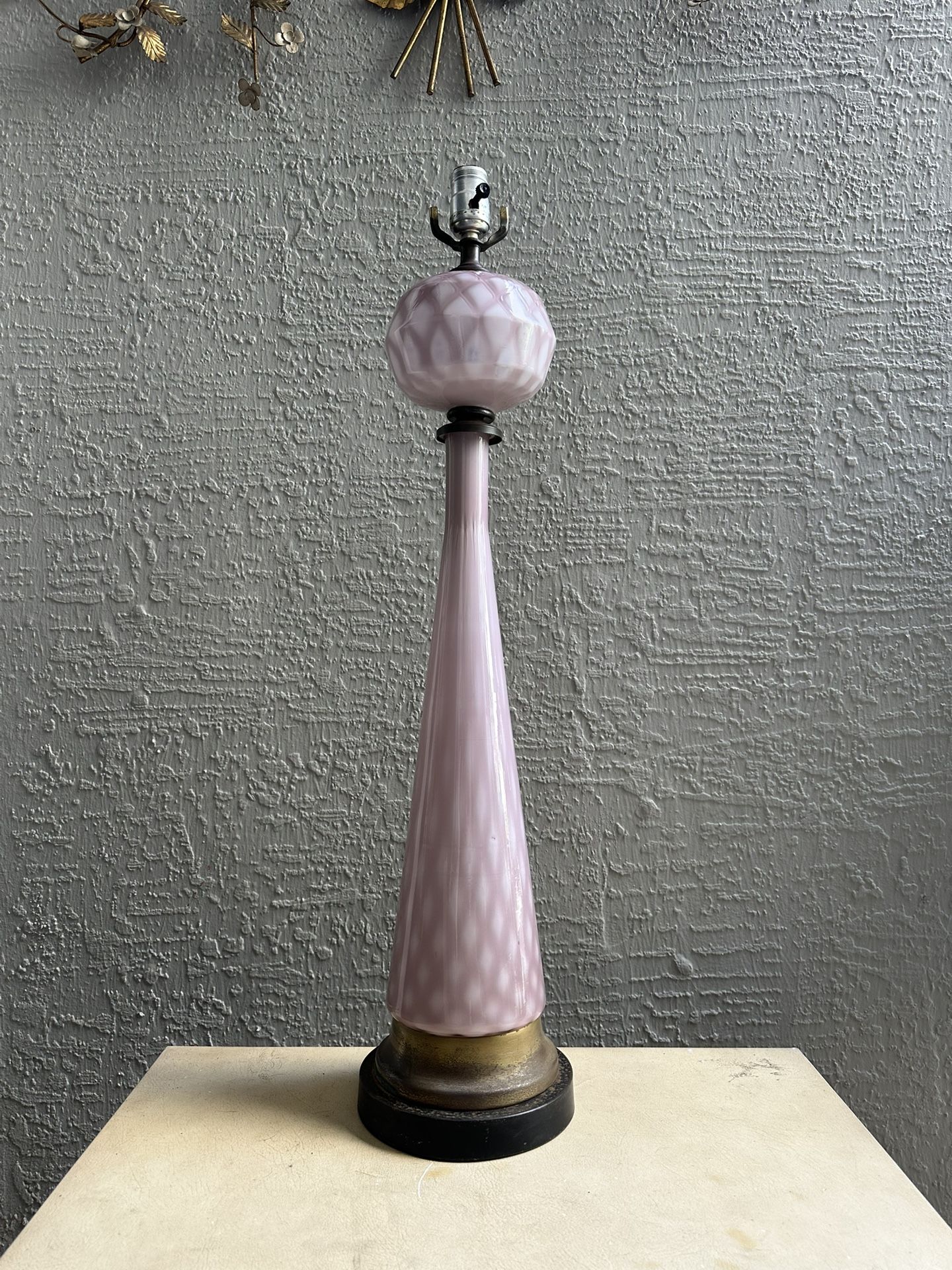 Vintage Mid Century 50s Genie Diamond Hobnail Toso Murano Mauv Glass Table Lamp