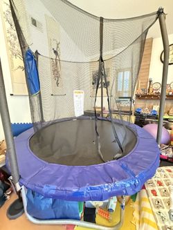 Skywalker trampolines Jump N’ dunk with safety enclosure and basketball hoop, blue, 8 feet