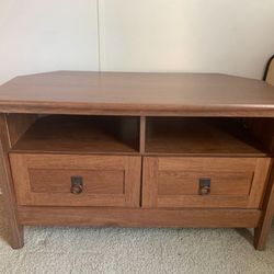 Great Quality !! Wooden Tv Stand / Coffee Table With Cabinets NEED GONE PRICE DROPPED 