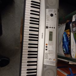 YAMAHA Keyboard 