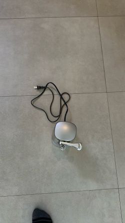 Electric can opener