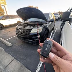 Car Keys/Fobs/Llaves De Autos 