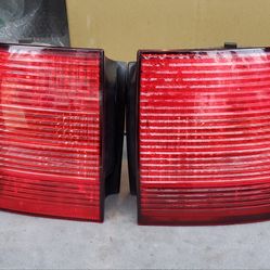 Porsche cayenne 2004 taillights