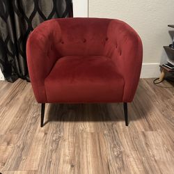 2 Soft Single Red Chairs 