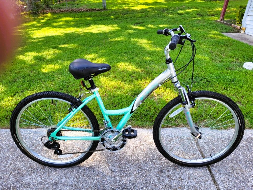 COLUMBIA NORTHWAY chromoly frame 26 INCH COMFORT CRUISER - 21 SPEED - NEVER RODE - STILL NEW