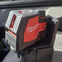 Milwaukee Laser