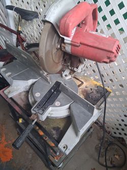 Milwaukee magnum saw