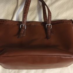 Hand Bag padded inside for computer