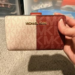 Brand New MK Wallet