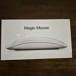 Apple Magic Mouse: Wireless, Bluetooth, Rechargeable. Works with Mac or iPad; Multi-Touch Surface - White